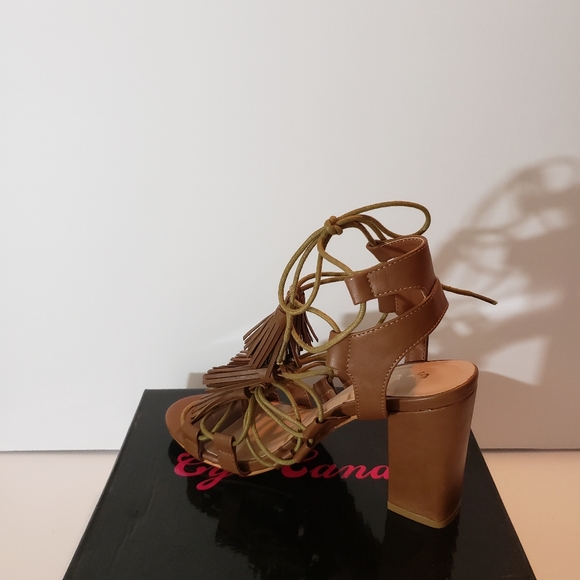 Eye Candy - Sandles - Picture 3 of 3